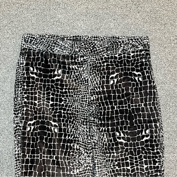 Vintage Guess Jeans Crocodile Pattern Womens Pants Size 28 Brown Velour Lined - Picture 2 of 15